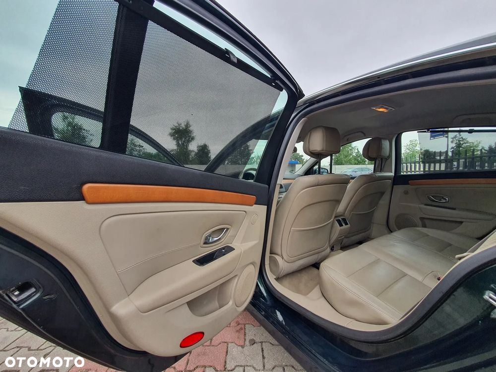 Renault Laguna 2.0 DCi Initiale - 12