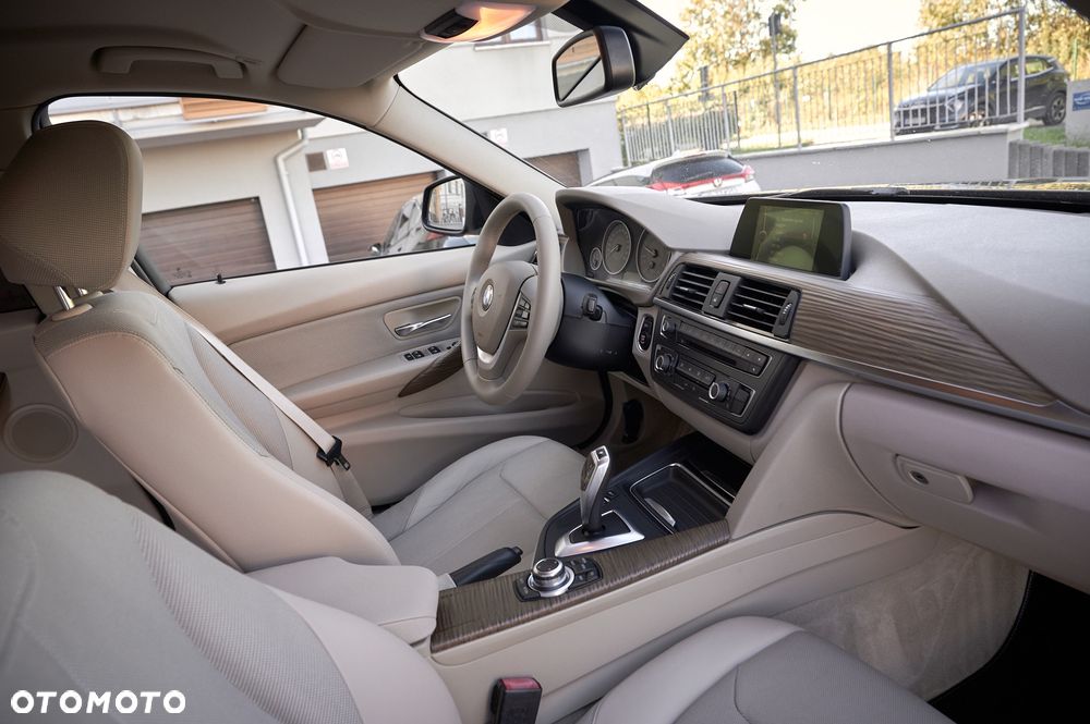 BMW Seria 3 - 32
