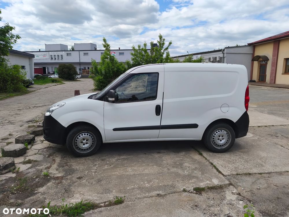 Opel COMBO - 2