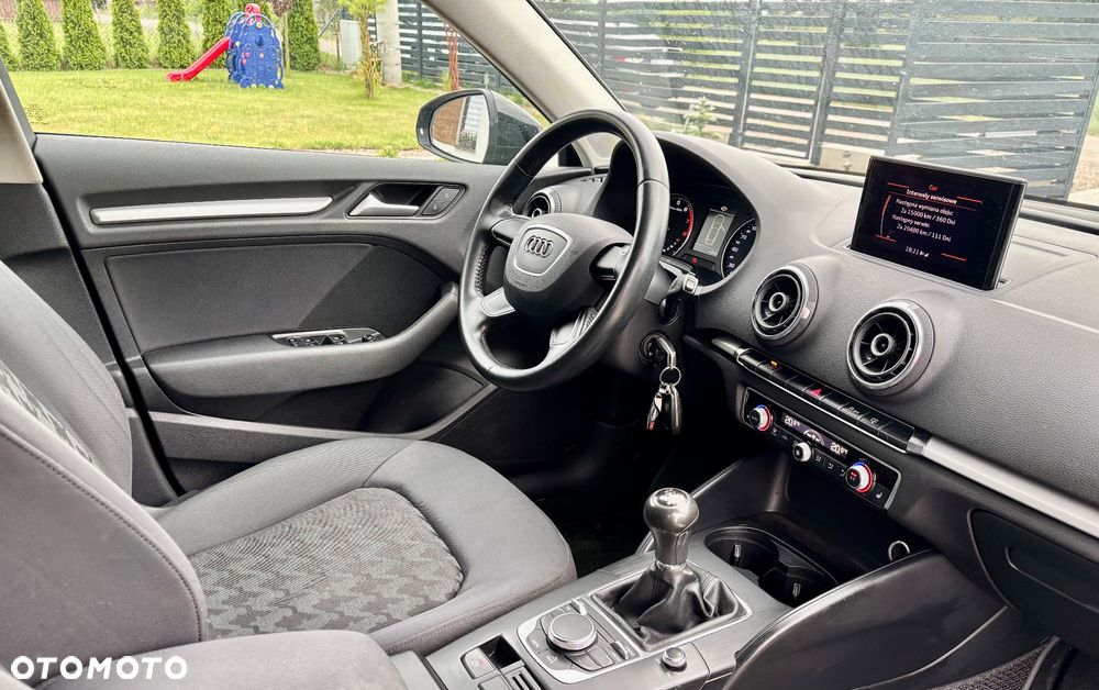 Audi A3 Sportback - 14