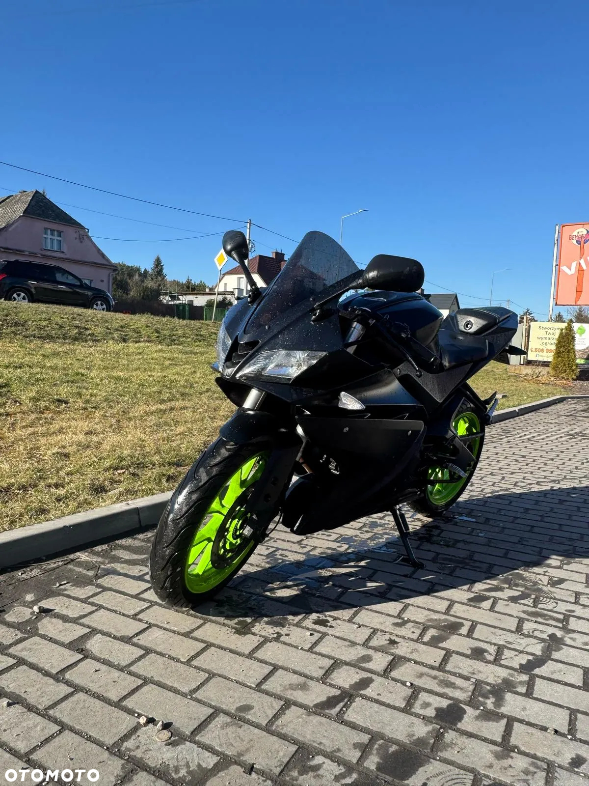Yamaha YZF - 7