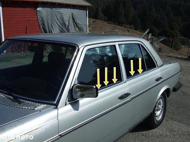 NOWA USZCZELKA LISTWA WODOZGARNIACZ MERCEDES W123 - 1