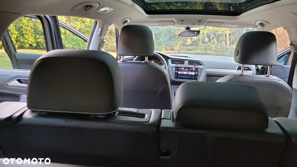 Volkswagen Tiguan Allspace - 16