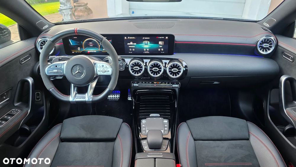 Mercedes-Benz CLA AMG 35 4-Matic 7G-DCT - 15