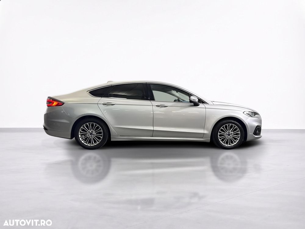 Ford Mondeo - 7