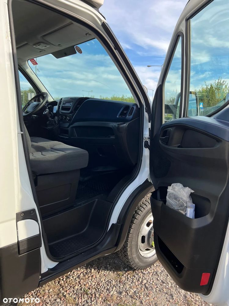 Iveco Kontener+Winda 35c16 - 10