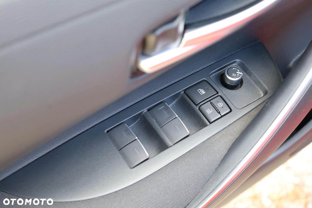 Toyota Corolla 1.8 Hybrid Comfort - 29