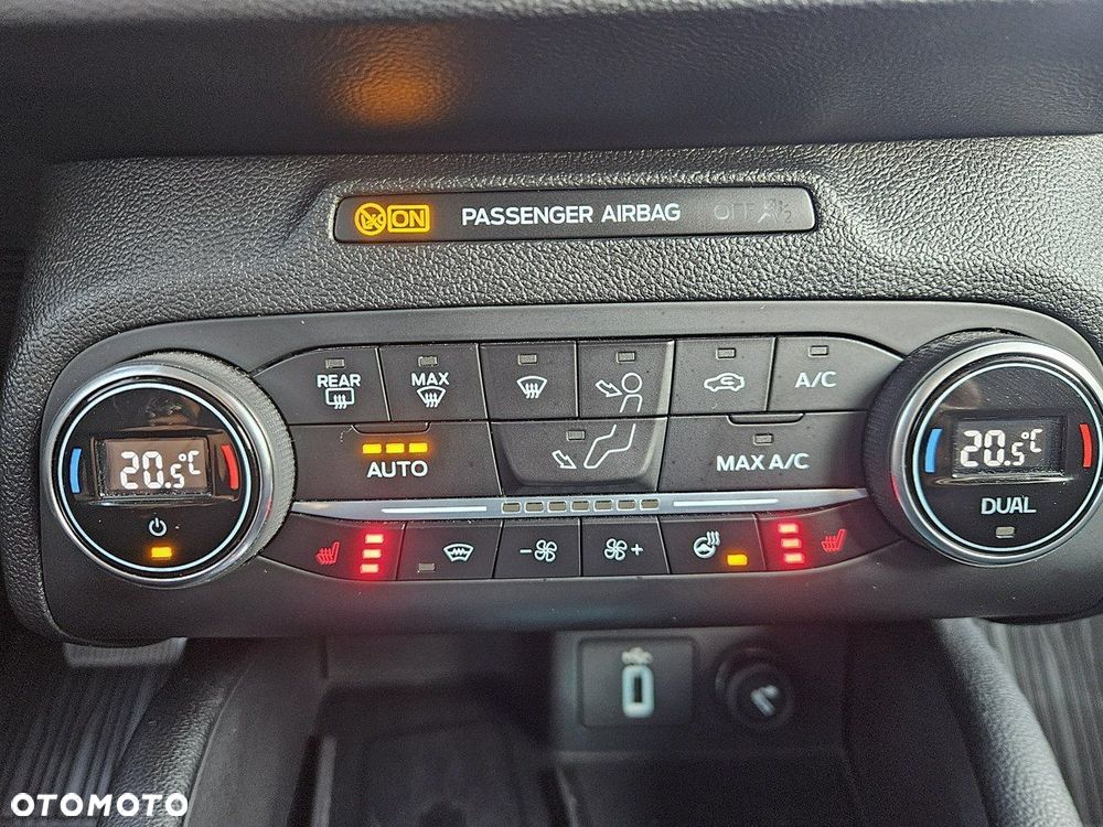 Ford Focus - 22