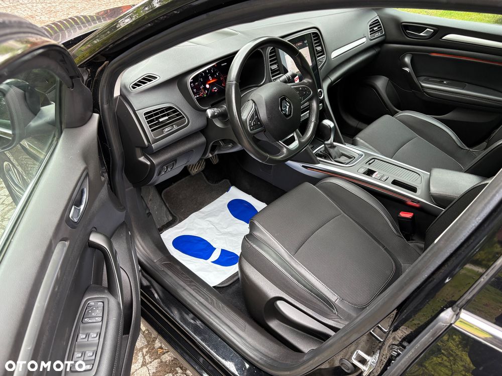 Renault Megane TCe 140 GPF EDC INTENS - 10