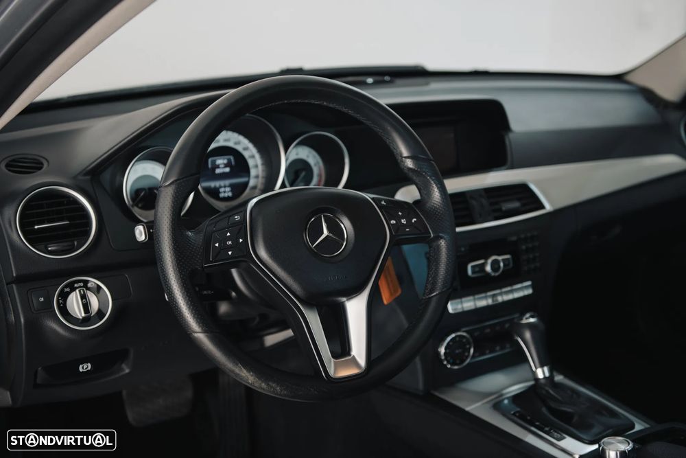 Mercedes-Benz C 180 - 6