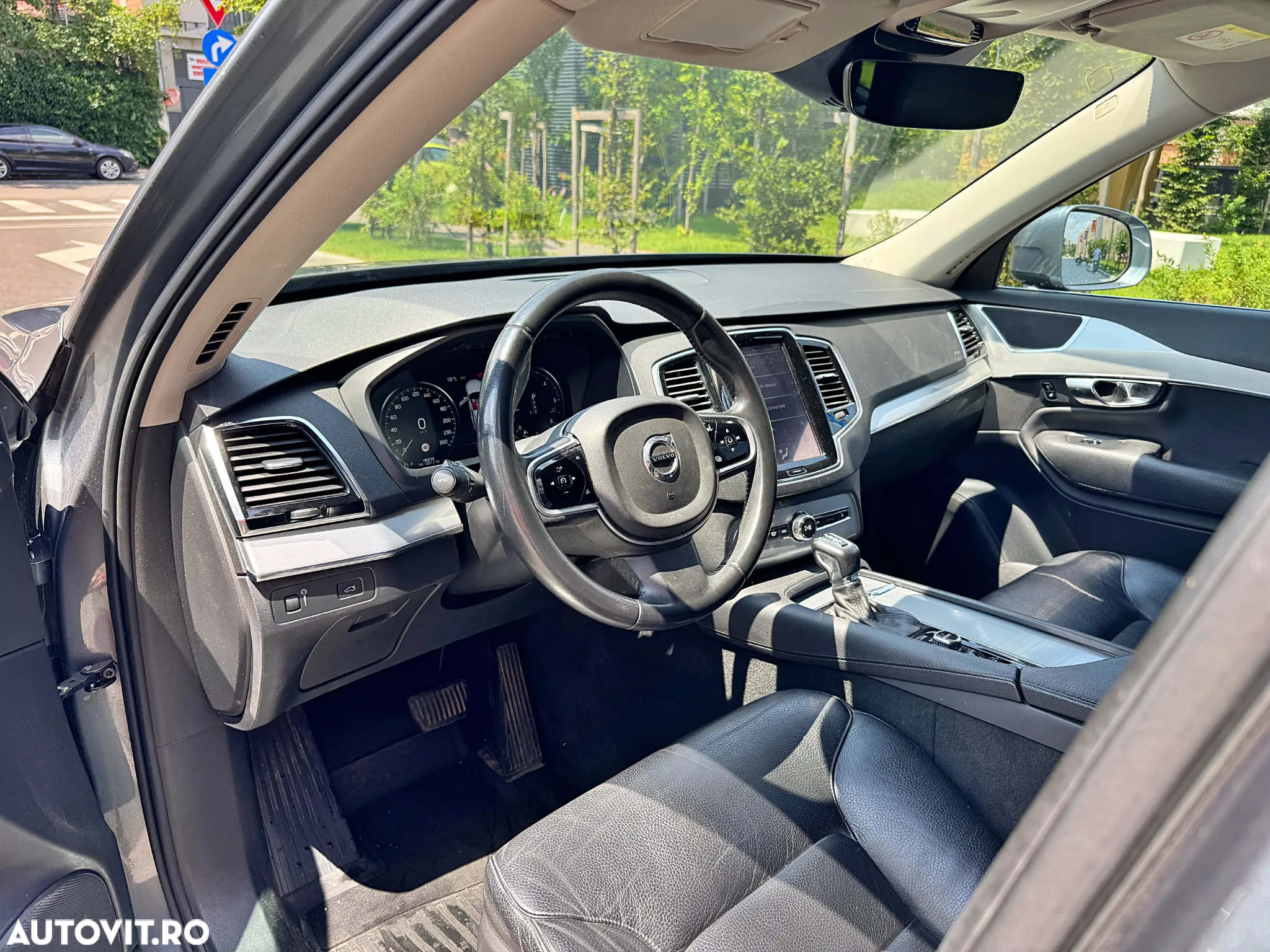 Volvo XC 90 - 10