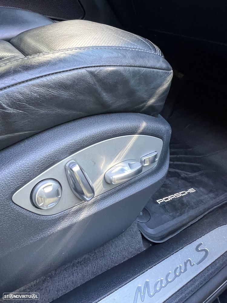 Porsche Macan S - 22