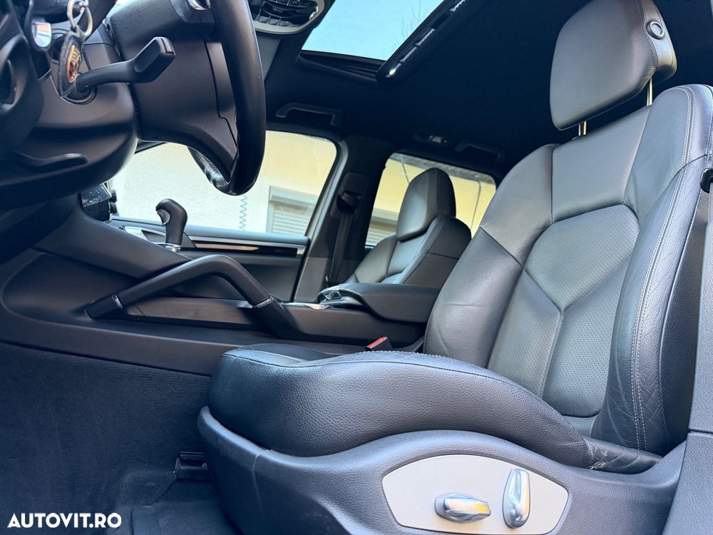 Porsche Cayenne V6 3.0L Aut. - 7