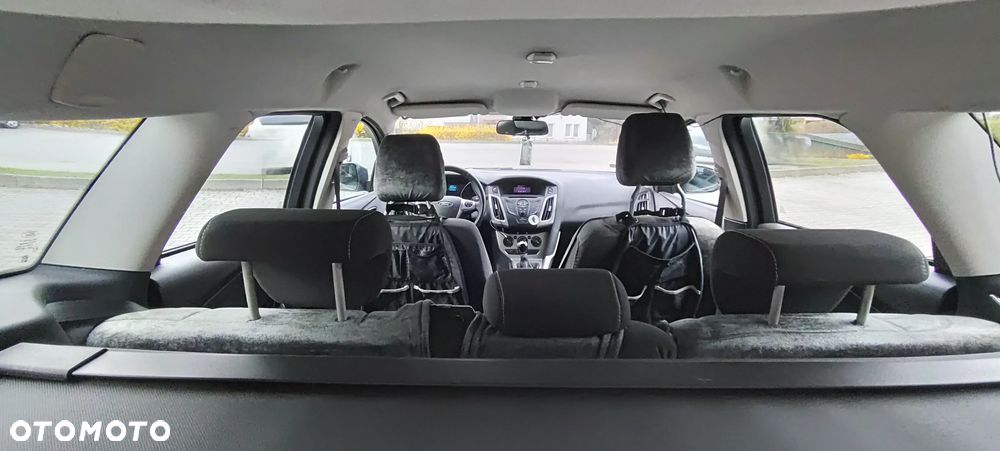 Ford Focus 1.6 Ambiente - 10