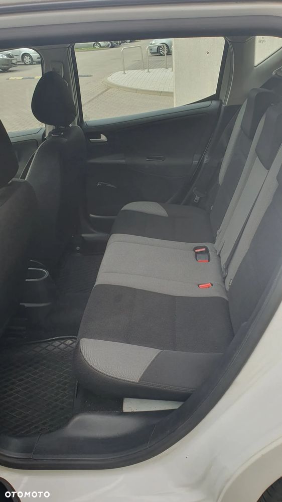 Peugeot 207 1.6 HDi Active - 9