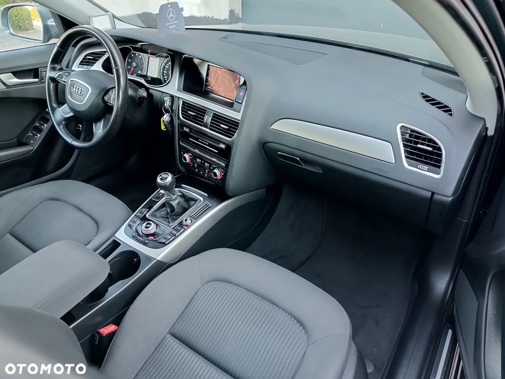 Audi A4 Limousine 1.8 TFSI Ambiente - 16