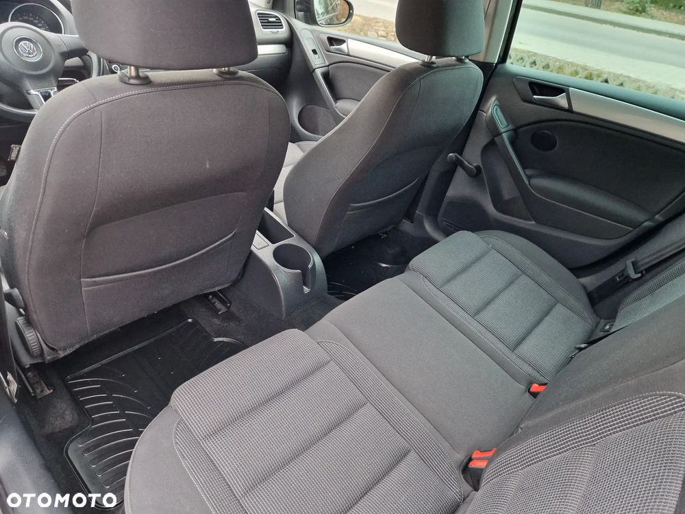 Volkswagen Golf - 26