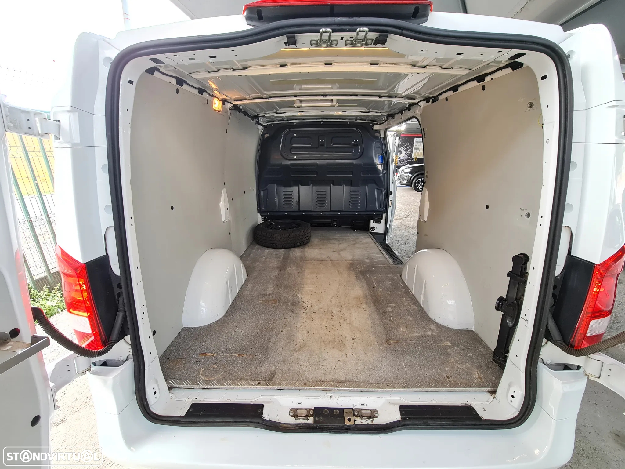 Mercedes-Benz VITO 114 Cdi Longa *Automatic*Câmera* com IVA DEDUTÍVEL - 12