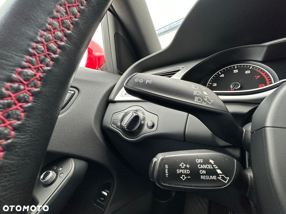 Audi A4 Limousine 1.8 TFSI S line Sportpaket - 34