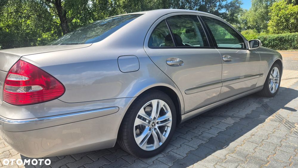 Mercedes-Benz Klasa E 240 Avantgarde - 6