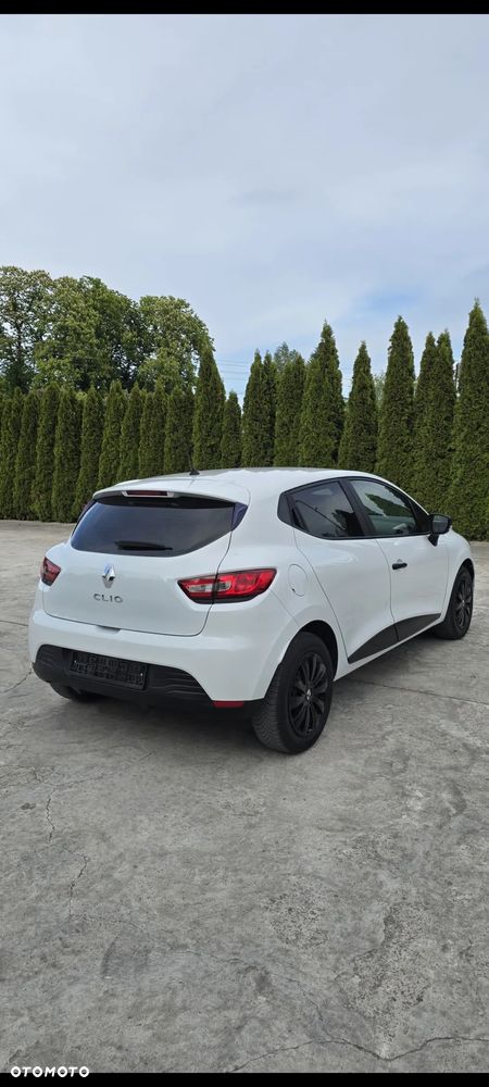 Renault Clio - 2