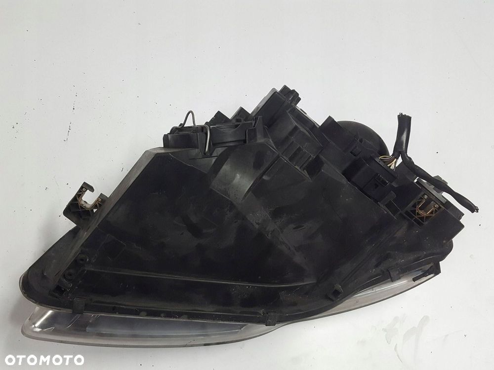 AUDI A4 B7 04-07r LAMPA PRAWA PRZÓD EUROPA 8E0941004AJ - 5