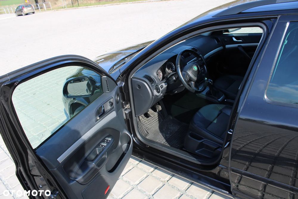 Skoda Octavia 1.8 TSI L&K - 4