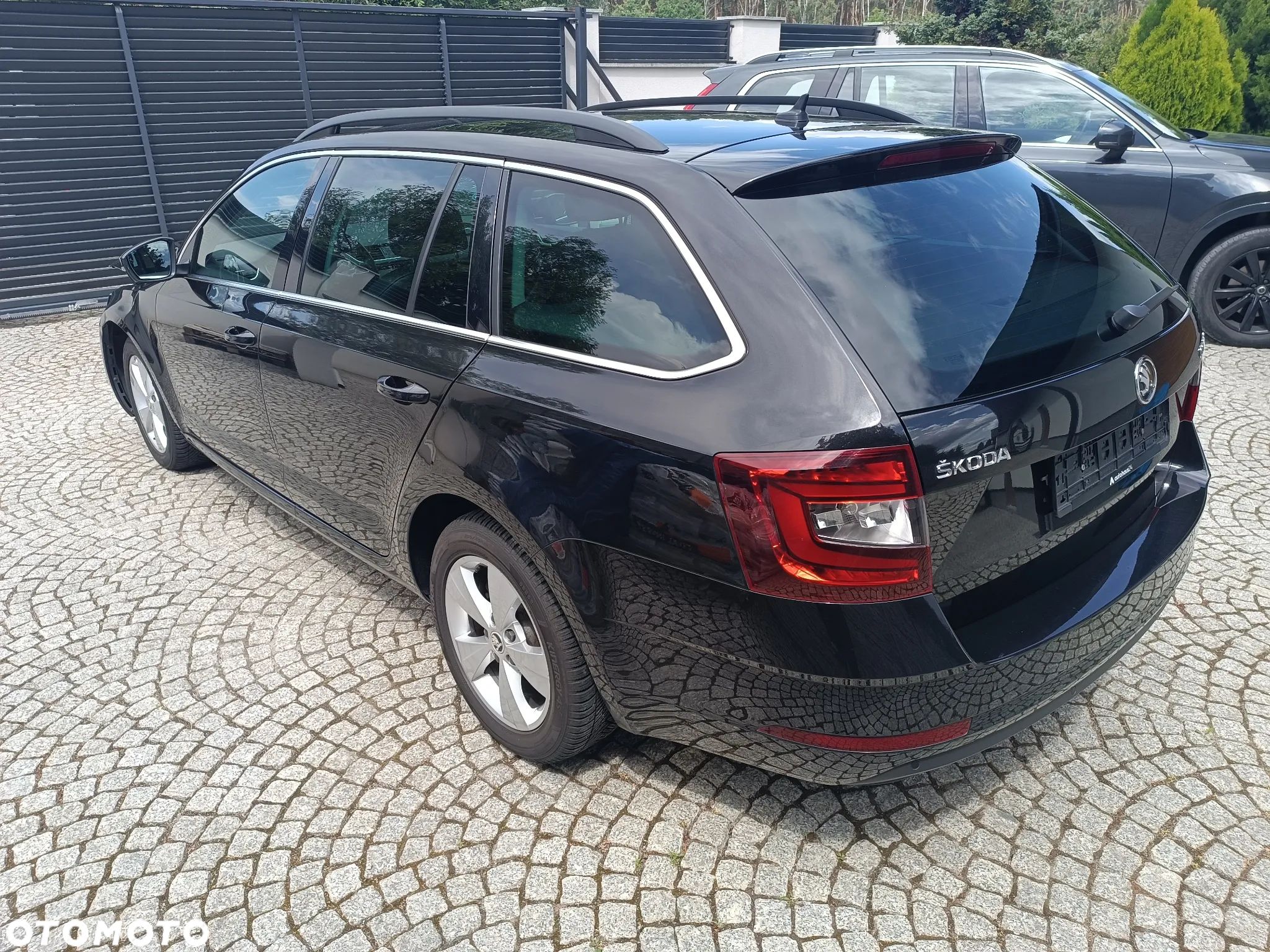 Skoda Octavia Combi 2.0 TDI (Green tec) Style - 1