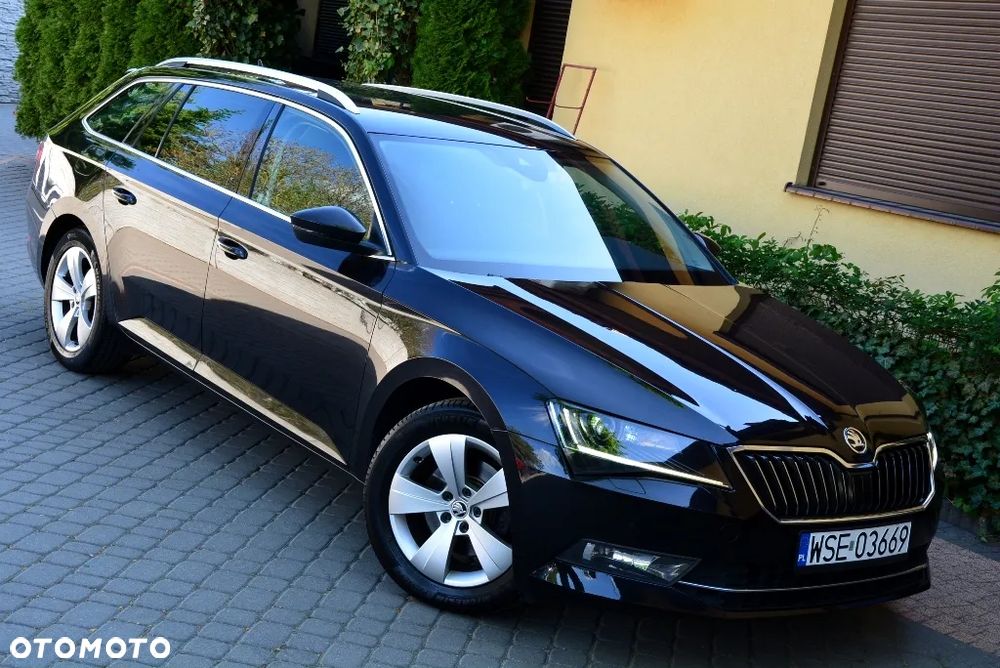 Skoda Superb 2.0 TDI DSG Style - 1