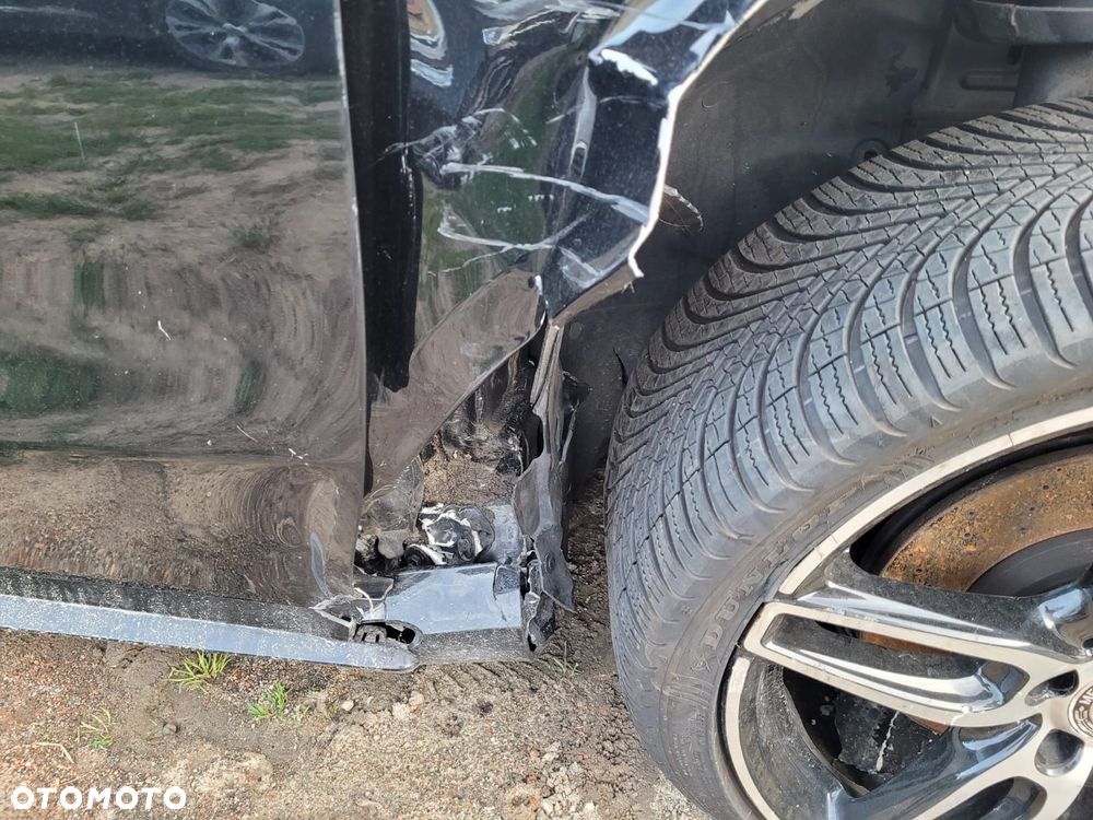 Mercedes-Benz Klasa A 180 (BlueEFFICIENCY) 7G-DCT AMG Sport - 8