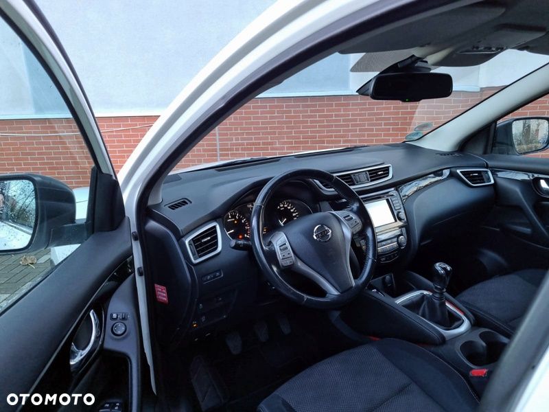 Nissan Qashqai 1.2 DIG-T TEKNA+ - 15