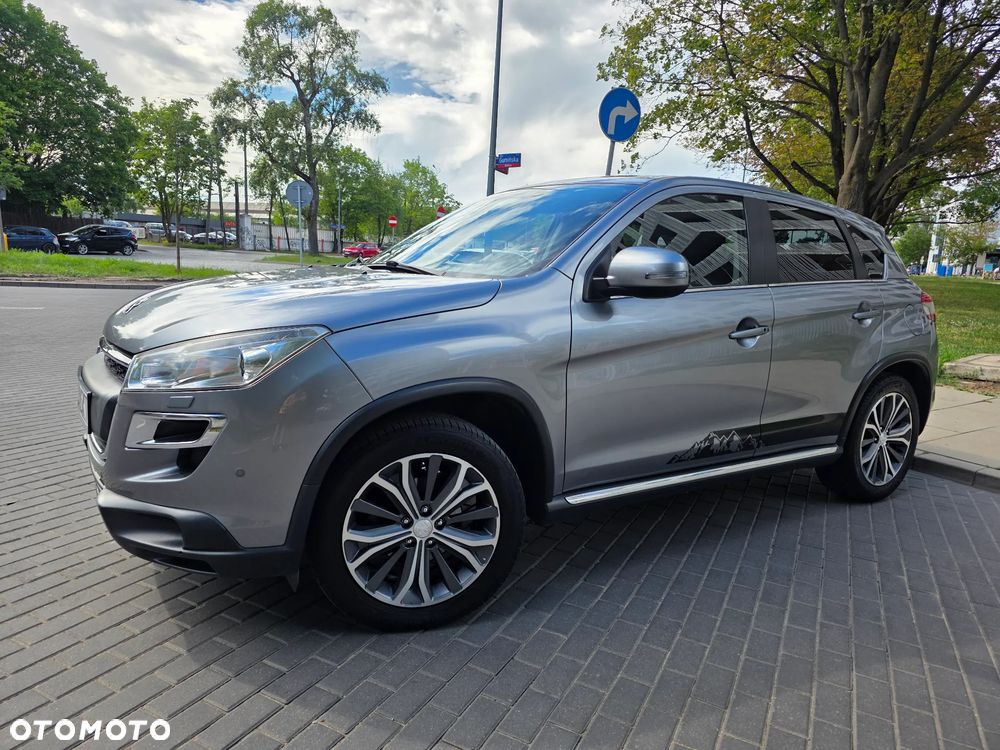 Peugeot 4008 - 3