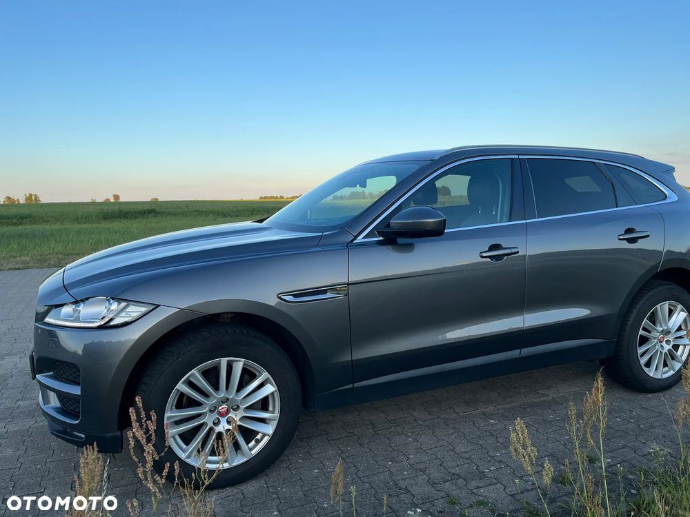 Jaguar F-Pace - 36