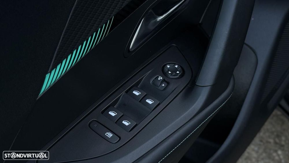 Peugeot e-2008 50 kWh Allure - 15