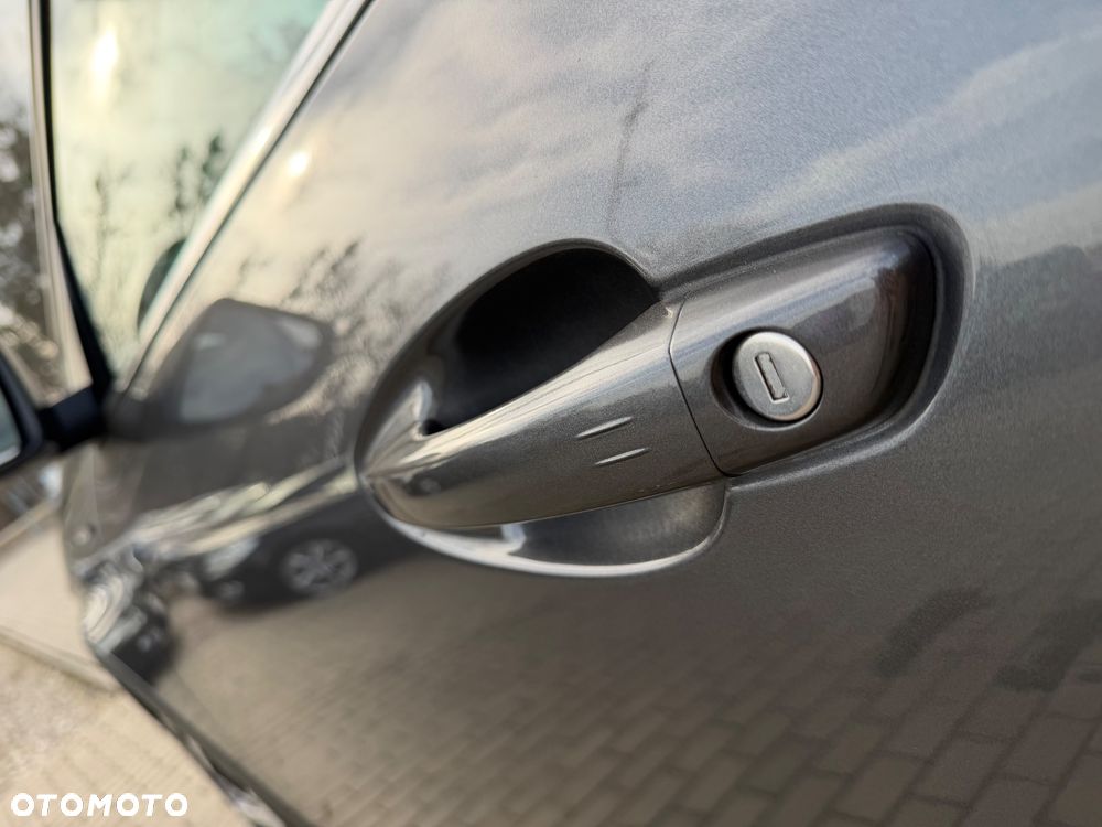 Peugeot 5008 1.5 BlueHDi GT S&S - 25