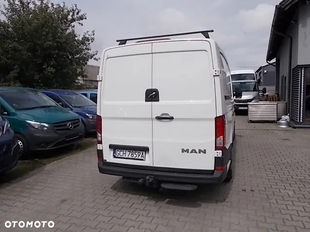 Volkswagen CRAFTER 3,180 TGE - 10