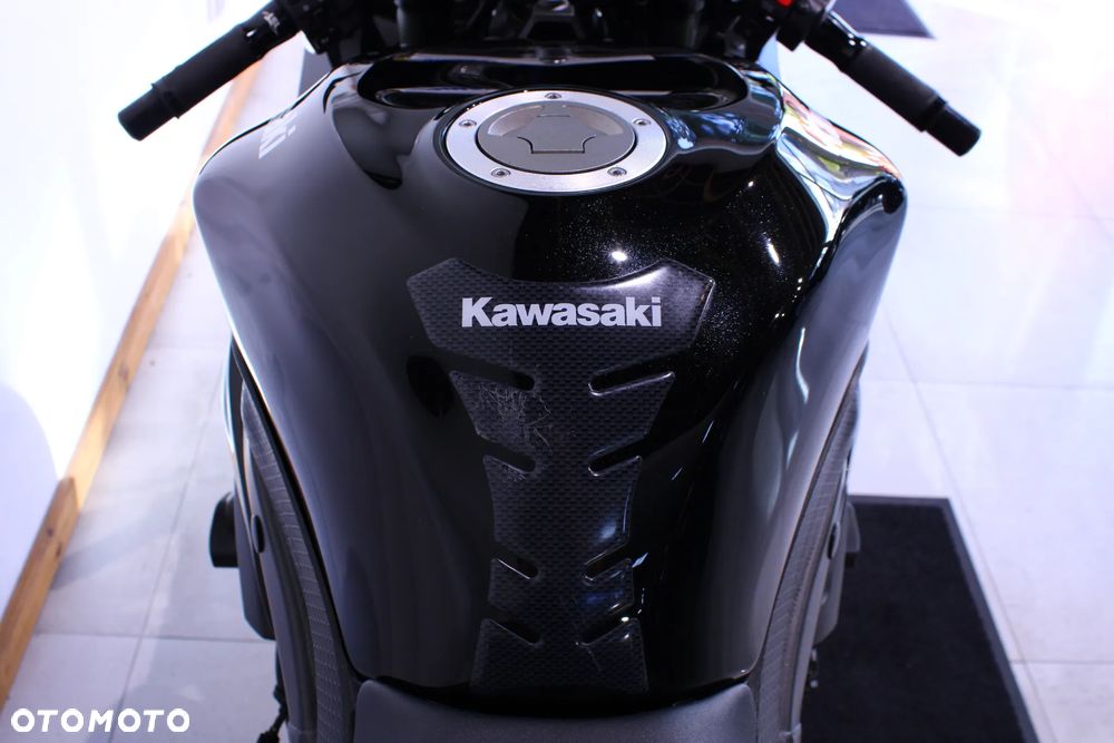 Kawasaki Ninja - 11