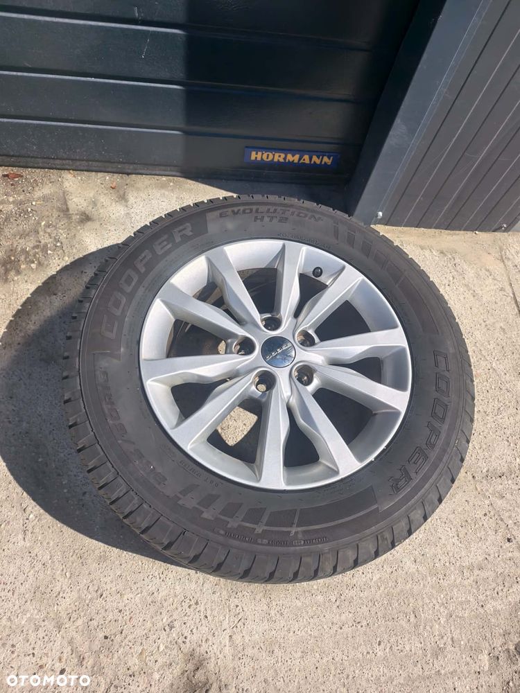 Felgi z oponami Dodge Durango Jeep 5x127 - 5