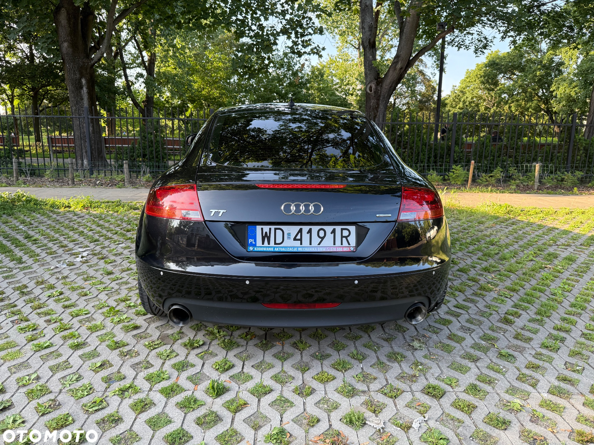 Audi TT Coupe 3.2 Quattro DSG - 9