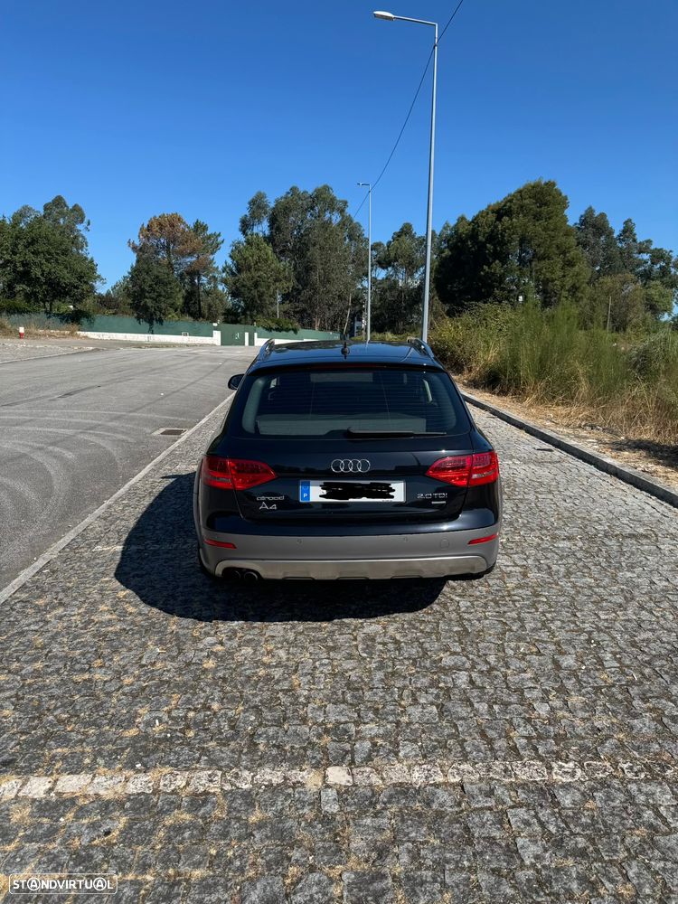 Audi A4 Allroad - 12