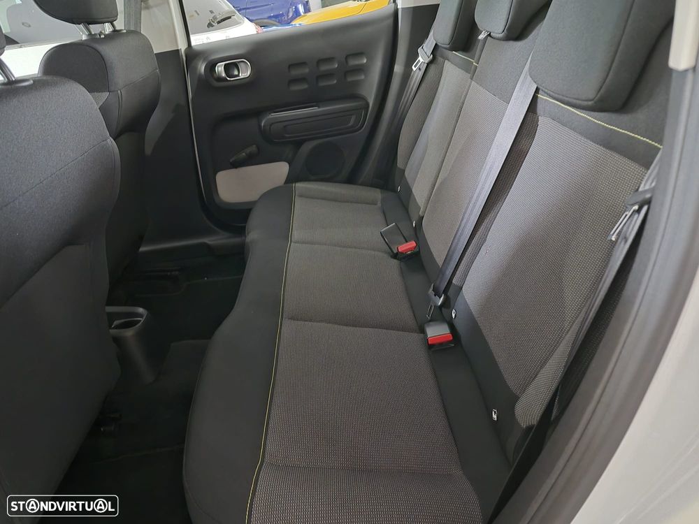 Citroën C3 1.2 PureTech Shine - 17