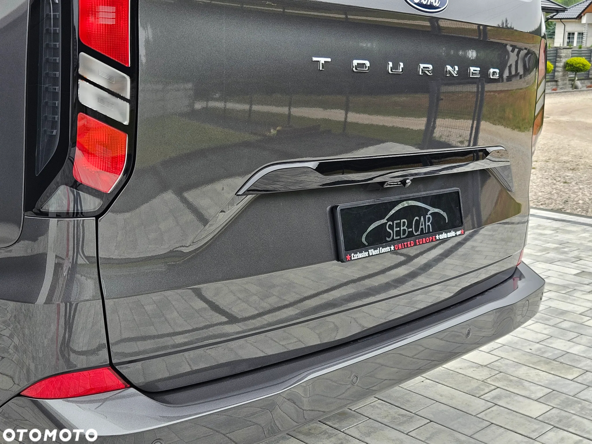 Ford Tourneo Custom 2.0 EcoBlue L2 Titanium SelectShift - 19
