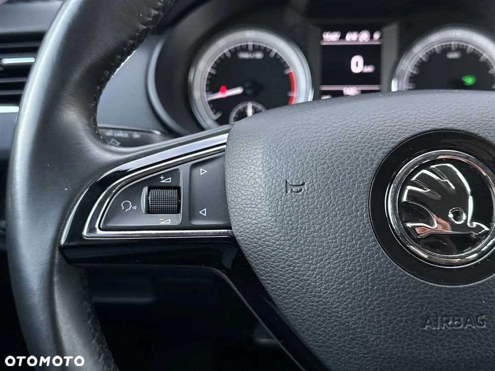 Skoda Octavia 2.0 TSI Style DSG - 19