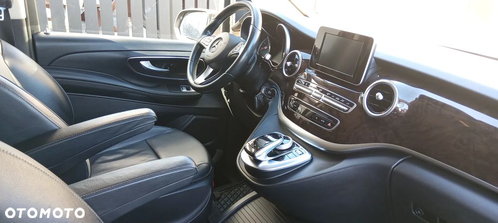 Mercedes-Benz Klasa V 250 (BlueTEC) d Avantgarde 7G-Tronic (d³ugi) - 4