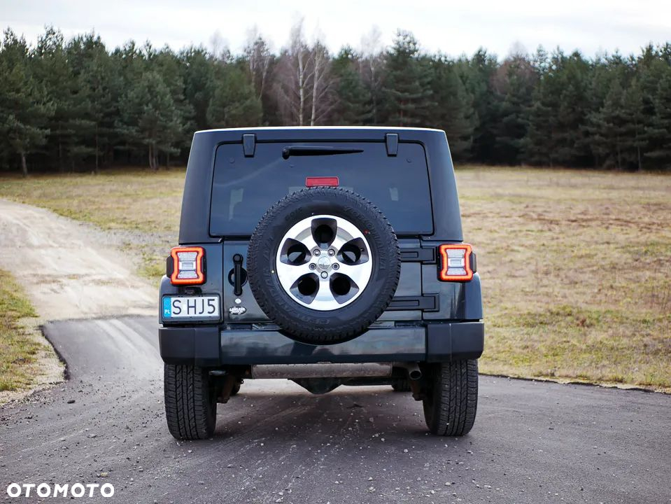 Jeep Wrangler - 9