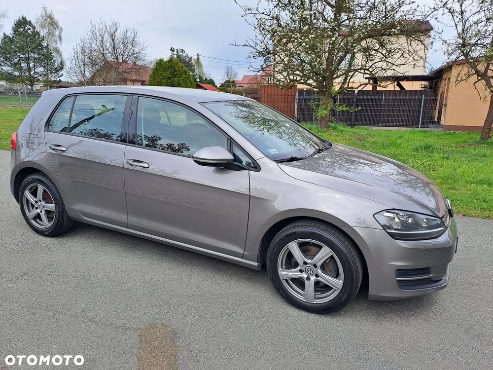 Volkswagen Golf - 3