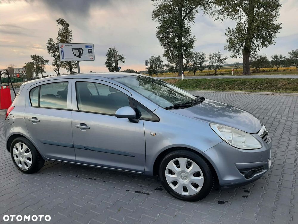 Opel Corsa 1.2 16V Enjoy - 11
