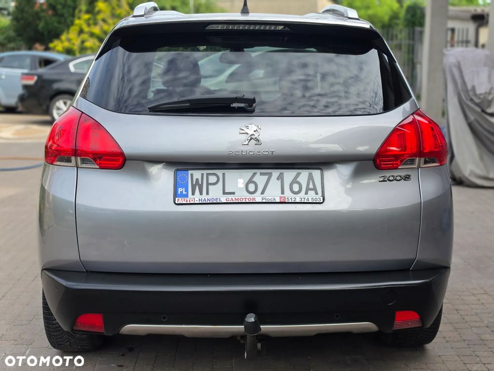Peugeot 2008 - 13