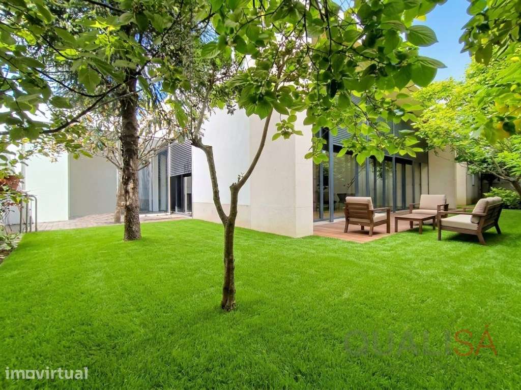 Moradia T3 individual e térrea de linhas arquitetónicas modernsa em... - Grande imagem: 5/31