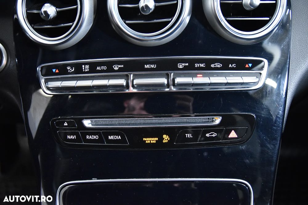 Mercedes-Benz GLC 250 4MATIC 9G-TRONIC - 19